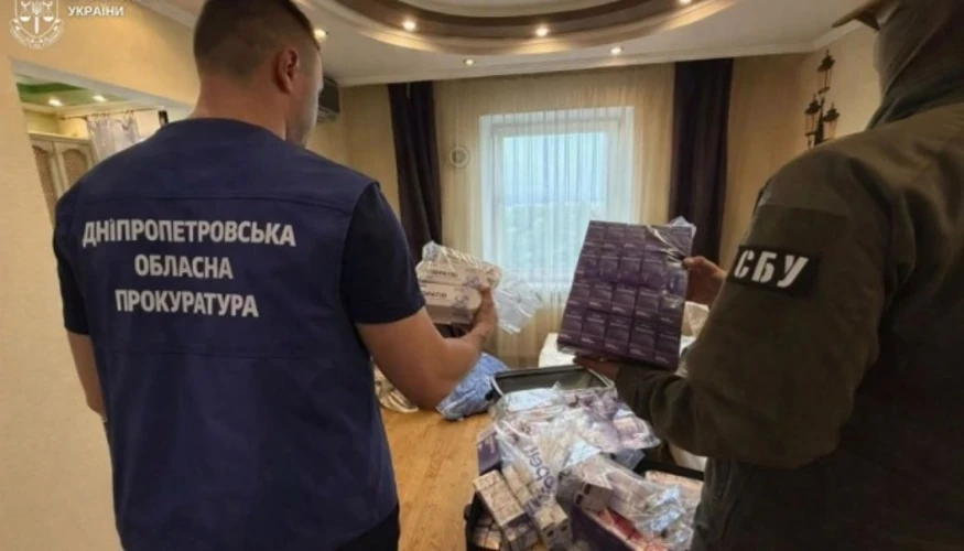 Фото з місць обшуків у справі Biopatid, опубліковані СБУ та Офісом генпрокурора у Telegram
