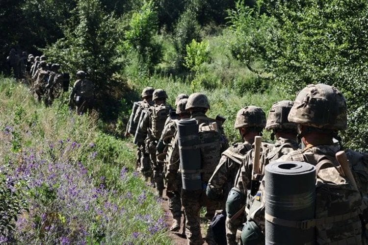Що змінилося у двох публікаціях про фронт 14 вересня 2026 року: перевірка